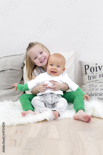 Photo: bruder und schwester bruder und schwester