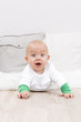 Foto: 6 monate alter bub 6 monate alter bub
