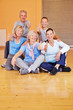 Zufriedene Senioren im Sportstudio