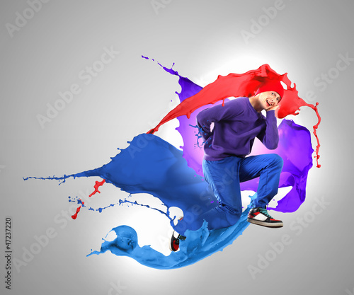 Photo: Modern style dancer Modern style dancer