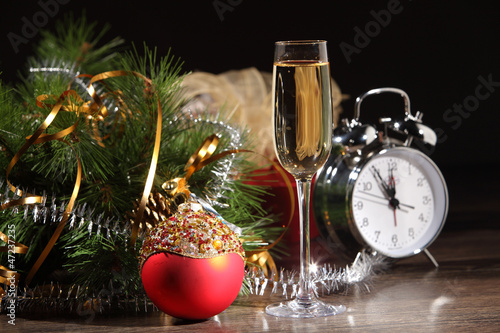 Photo: glass of champagne glass of champagne