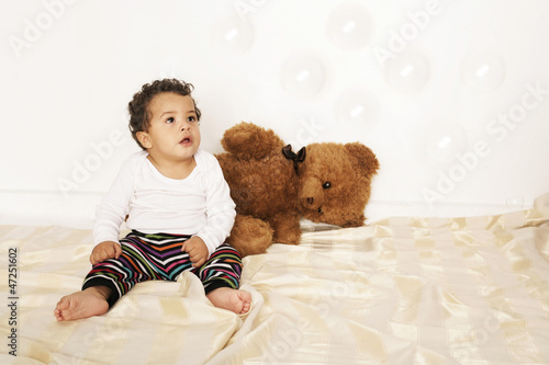 Photo: Baby mit Teddybär Baby mit Teddybär