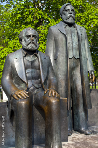 Photo: Marx-Engels-Forum in Berlin Marx-Engels-Forum in Berlin