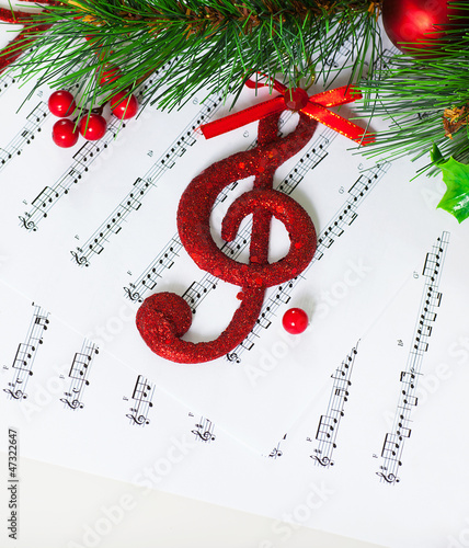 Photo: Christmas treble clef Christmas treble clef