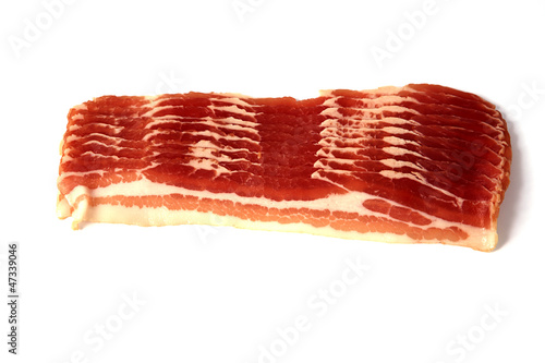 Photo: Schinkenspeck auf weiß isoliert Schinkenspeck auf weiß isoliert