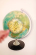 Photo: Globus mit Lupe Globus mit Lupe