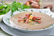 Frische Maronencremesuppe mit Speck und Croutons