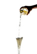 Champagner iwird eingegossen