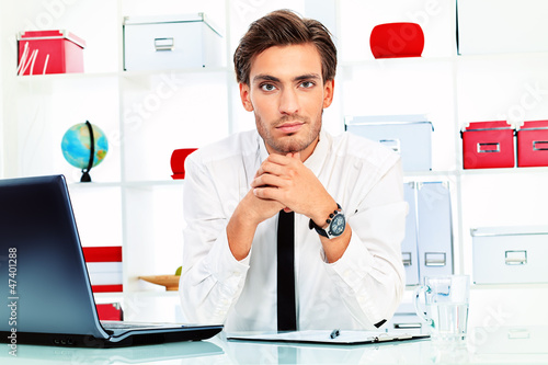 Photo: modern busines modern busines