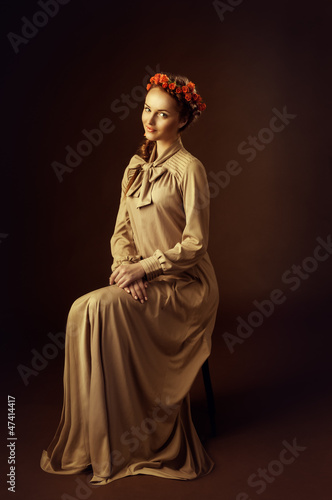 Photo: portrait of young woman portrait of young woman