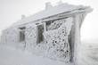 Foto: fairytale house in the mountains fairytale house in the mountains