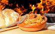 Tradicional cazuela de callos.