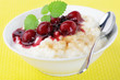 Foto: Milchreis mit Kirschen Milchreis mit Kirschen