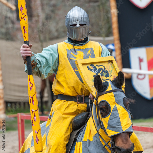 Photo: Ritter zu Pferd Ritter zu Pferd