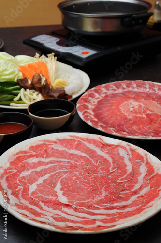 Photo: すき焼き : Sukiyaki Fresh Beef pork slices, Vegetable, Dinner Set すき焼き : Sukiyaki Fresh Beef pork slices, Vegetable, Dinner Set