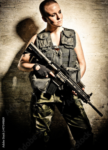 Photo: female soldier female soldier