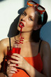 Foto: Woman drinking Woman drinking