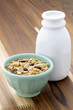 Foto: Delicious and healthy muesli with fresh milk Delicious and healthy muesli with fresh milk