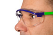 Photo: Mann - Arbeiter mit Schutzbrille - Arbeitsschutz Mann - Arbeiter mit Schutzbrille - Arbeitsschutz