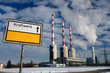 Gaskraftwerk mit Hinweisschild