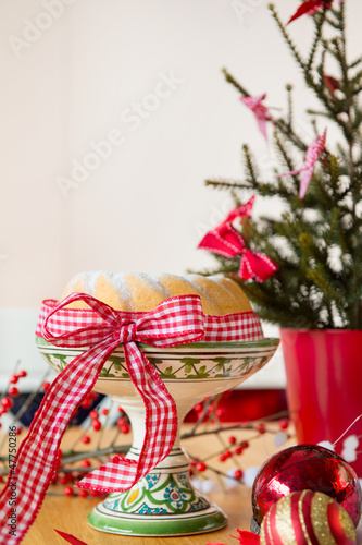 Photo: Christmas turban at the table Christmas turban at the table