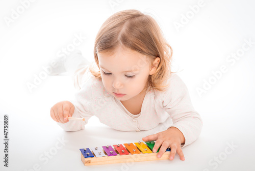 Photo: kind beim spielen kind beim spielen