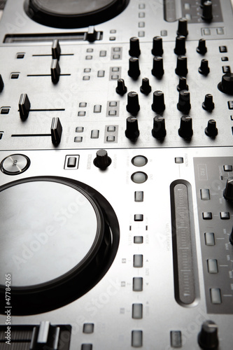 Photo: dj mixer dj mixer