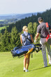 Beim Golfspiel
