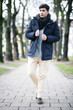 Photo: Junger Mann im Wintermantel Junger Mann im Wintermantel