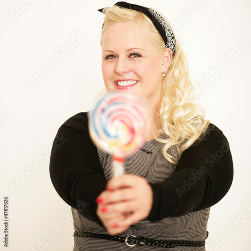 Photo: Frau mit Lutscher Frau mit Lutscher