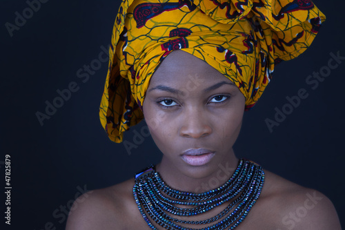 Photo: Der Blick einer afrikanischen Frau Der Blick einer afrikanischen Frau