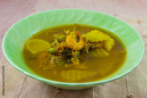Photo: Shrimp And Mixed Vegetable In Tamarind Sauce Shrimp And Mixed Vegetable In Tamarind Sauce