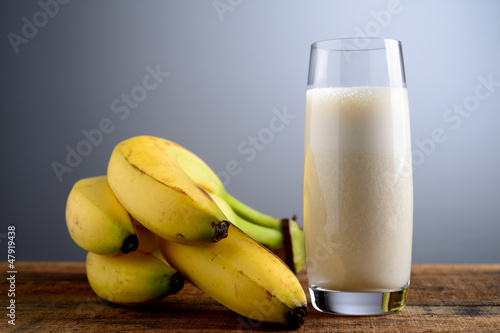 Photo: frullato di banana - banana milkshake frullato di banana - banana milkshake