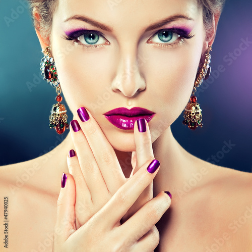Photo: purple makeup purple makeup