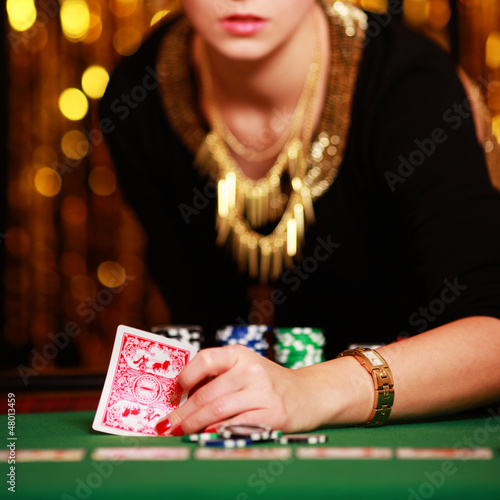 Photo: Lady am Pokertisch Lady am Pokertisch