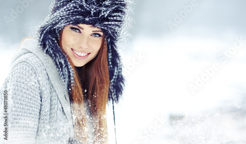 Photo: Beautiful brunette hair girl i winter clothes Beautiful brunette hair girl i winter clothes