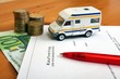 vertragsunterzeichnung für ein Wohnmobil