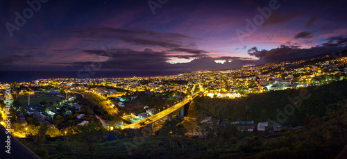 Photo: Ville de Saint-Denis à l'aube - La Réunion Ville de Saint-Denis à l'aube - La Réunion