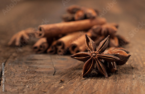 Photo: star anise and cinnamon sticks close-up star anise and cinnamon sticks close-up