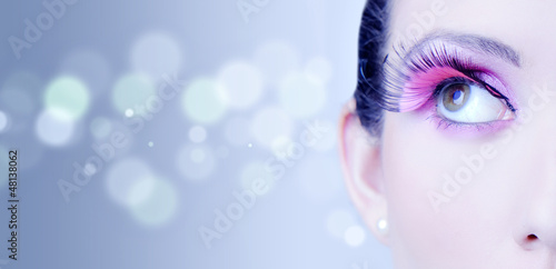 Photo: Occhio ragazza makeup rosa Occhio ragazza makeup rosa