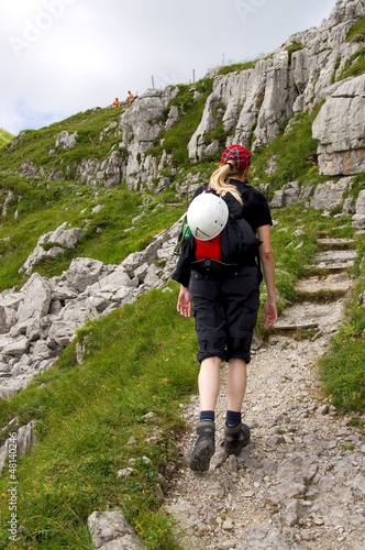 Photo: Wanderin in den Alpen Wanderin in den Alpen