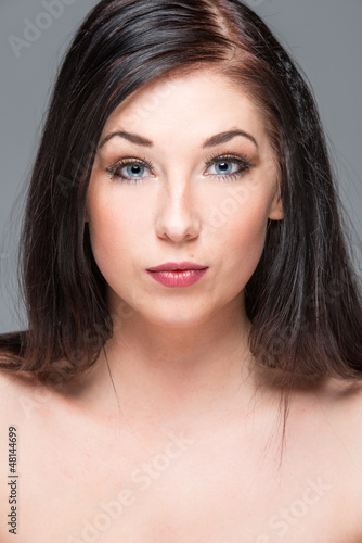 Photo: brunette beauty brunette beauty
