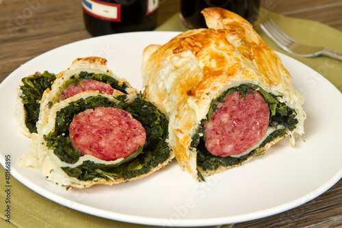Photo: cotechino in crosta con spinaci cotechino in crosta con spinaci