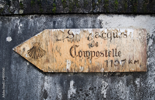 Photo: Chemin de Saint-Jacques de Compostelle - Dordogne, France Chemin de Saint-Jacques de Compostelle - Dordogne, France