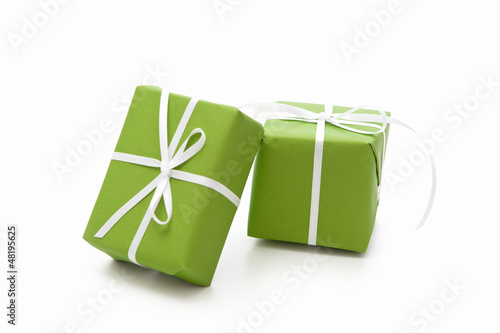 Photo: Grüne Geschenke isoliert Grüne Geschenke isoliert