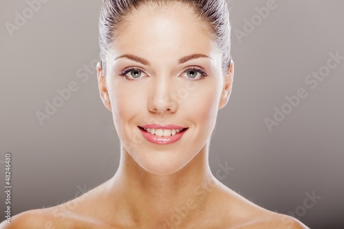 Photo: Young woman Young woman