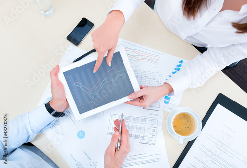 Photo: Discussion of strategy with a financial analyst Discussion of strategy with a financial analyst