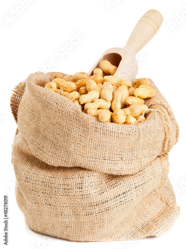 Photo: Roasted peanuts Roasted peanuts