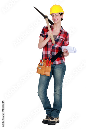 Photo: portrait of female bricklayer portrait of female bricklayer