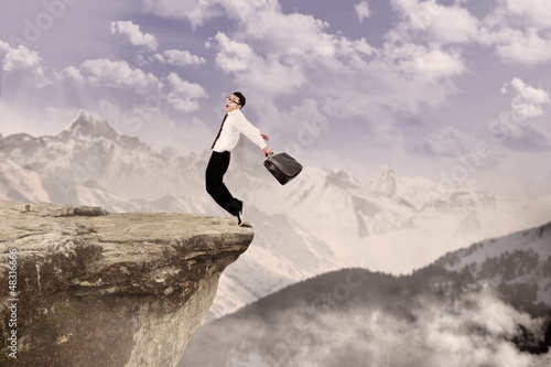 Photo: Agent insurance scared of height Agent insurance scared of height